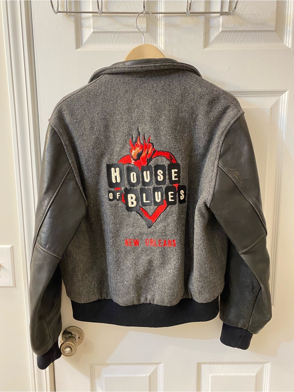 Vintage House Of Blues New Orleans Jacket Men’s Size Small, good condition